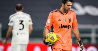 FOOTBALL -Juventus Mercato: Gianluigi Buffon announces his departure from Juve!